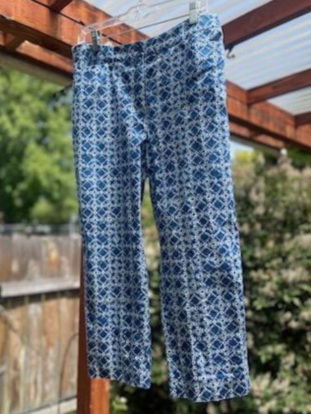 Jones New York Vintage Capris Blue & White-Size 8 -Preppy-Resort-Trendy